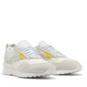 Euc Reebok lx2200